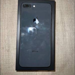 iPhone 8 Plus
